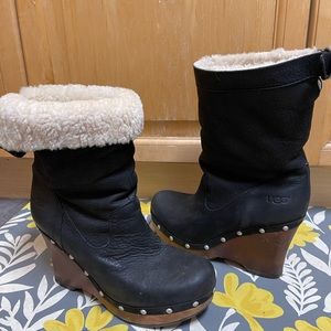 Ugg Carnegie  Nubuck leather black clog-boot Size 8